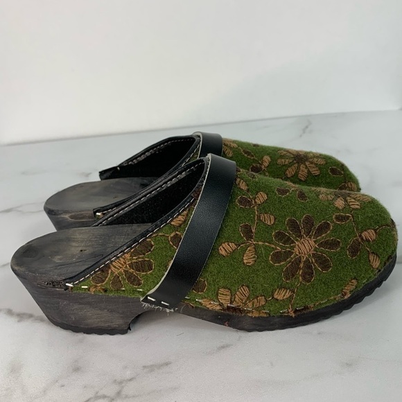 Cape Clogs Womens Mules Shoes Green Wool Slip On Floral Embroidered Round Toe 37 - Picture 5 of 13